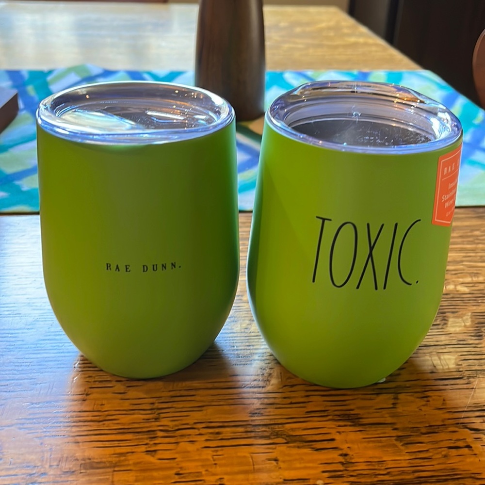 NEW One Green Insulated Stainless Steel Rae Dunn TOXIC Wine Tumbler, 12oz